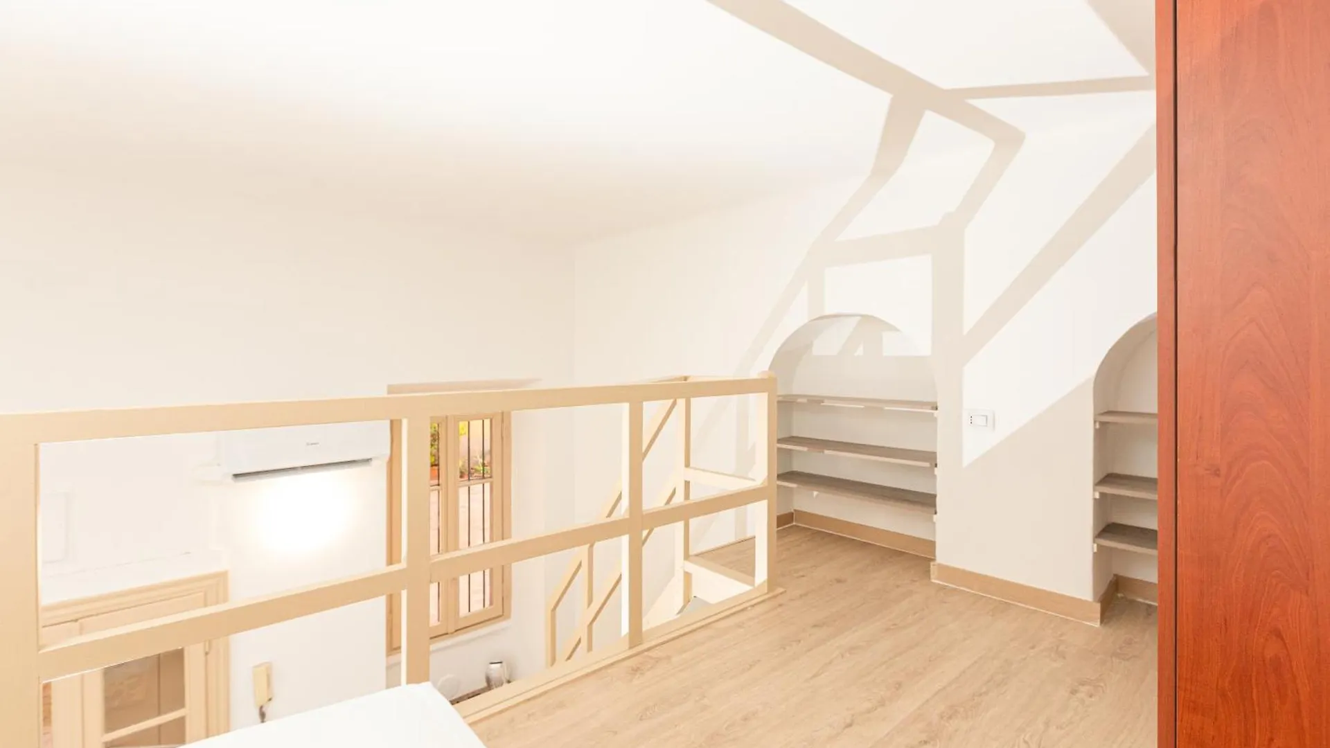 Cream Little Apartment - M1 - City Center location